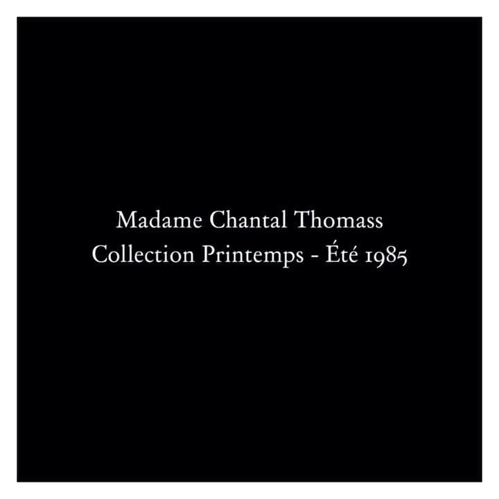 シャンタルトーマスのインスタグラム：「◾️« Des dos, des décolletés, du blanc, du noir … de la douceur et de la sensualité … 1985. »  ◾️ COMMUNICATION & RÉSEAUX SOCIAUX @chantalthomass @fantasticcommunication Nicolasdalsasso @christianarthurlemoine   #fashionweek #fashionnova #style #parisianlifestyle #parisfashionweek #instagramers #instagay #vintagechantalthomass #instagram #instamoment #expert #icon #90srunway #fashion #80s #70s #fantasticcommunication ▪️#instagood #insta #instapic #90soutfit #fashionnova #fashion #blogger  #instagram #vintage  #madamechantalthomass #chantalthomass #diva #90s #realchantalthomass #fashionmuseum」