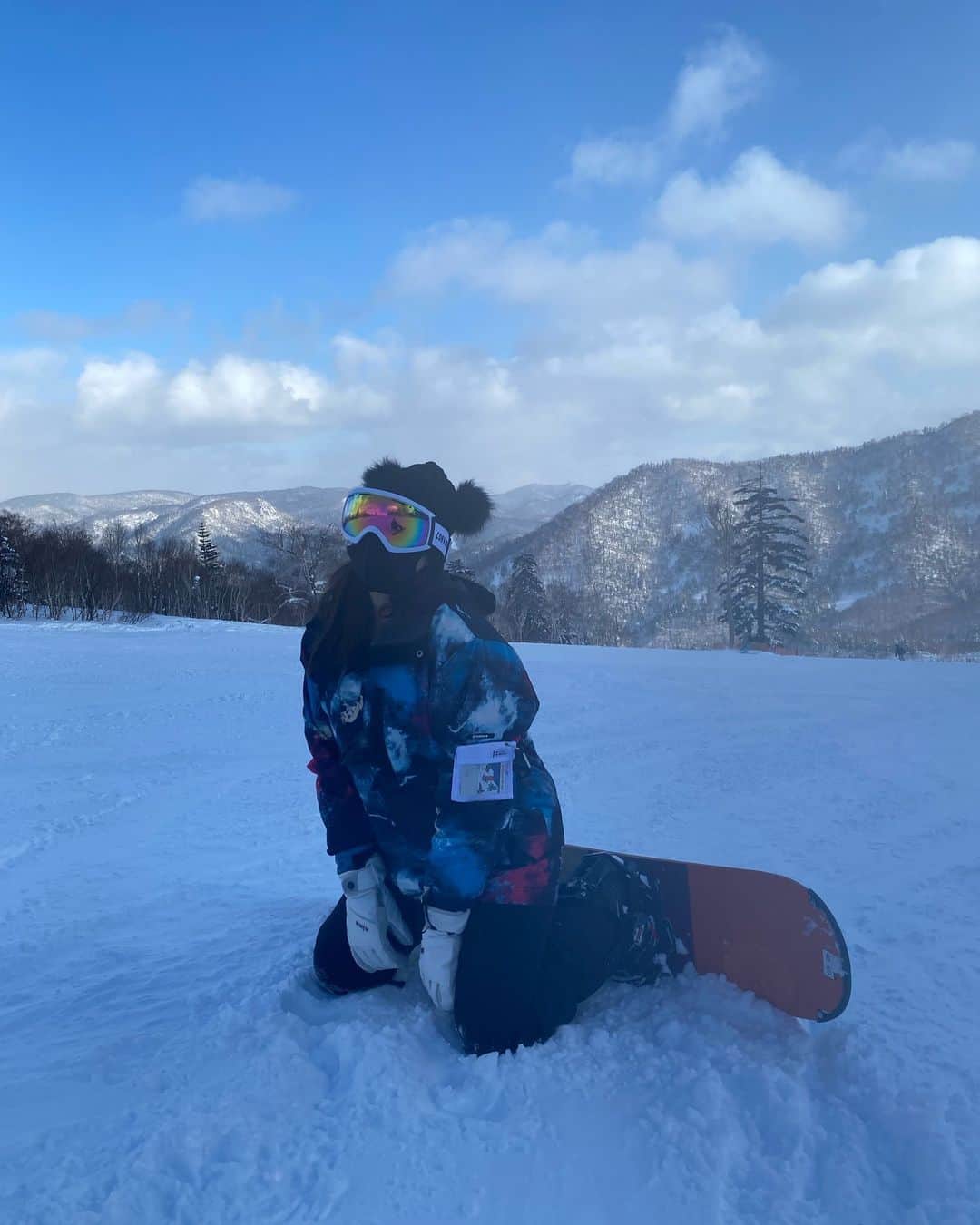 平田梨奈さんのインスタグラム写真 - (平田梨奈Instagram)「I always love snowboarding in Hokkaido ❤︎ The snow and view are amazing…..   #札幌国際スキー場  #スノボ  #すのぼ女子」2月9日 13時02分 - hirari_official