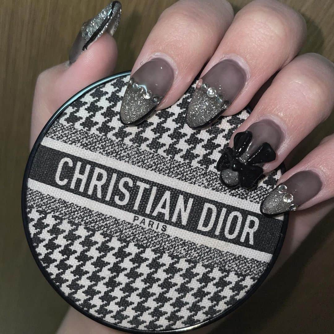 八乙女ななのインスタグラム：「. . New nail 💅 .」