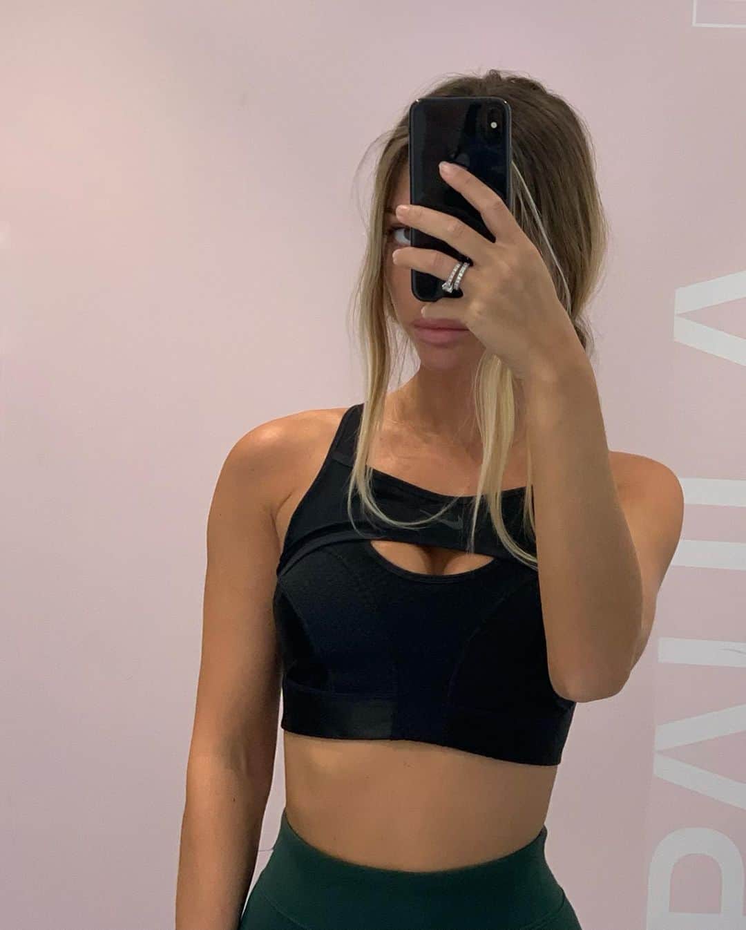 マチルダ・タントットさんのインスタグラム写真 - (マチルダ・タントットInstagram)「Some from my camera roll ...