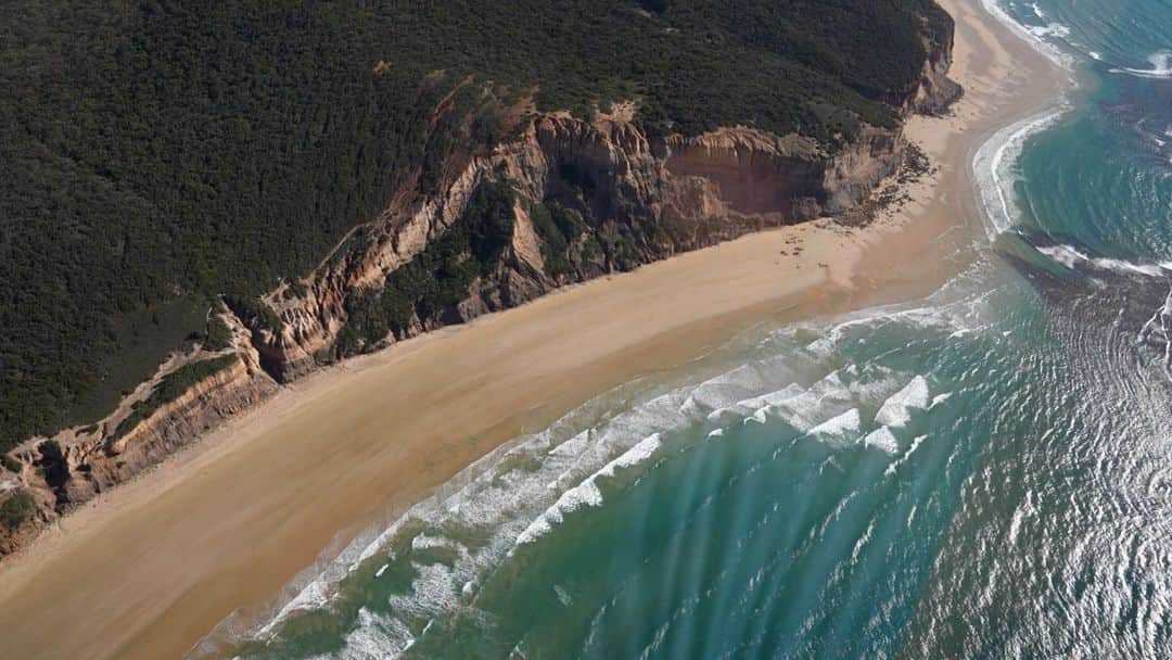 ハナ・グリーンのインスタグラム：「Nice way to start the week 🚁 #VicOpen」