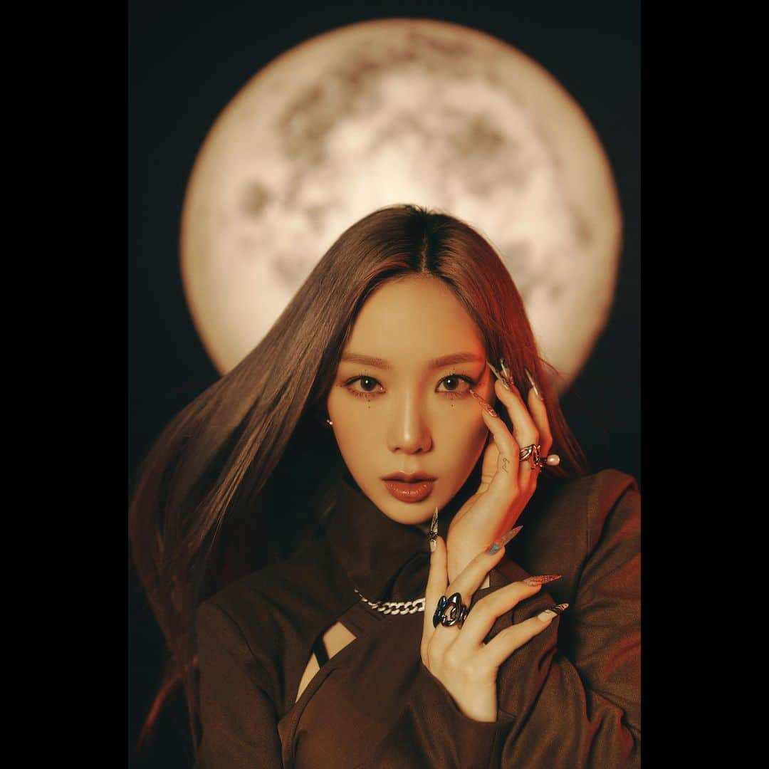 テヨン さんのインスタグラム写真 - (テヨン Instagram)「' INVU ' 🏹 2022/ 02/ 14 6pm (kst)」2月10日 0時20分 - taeyeon_ss