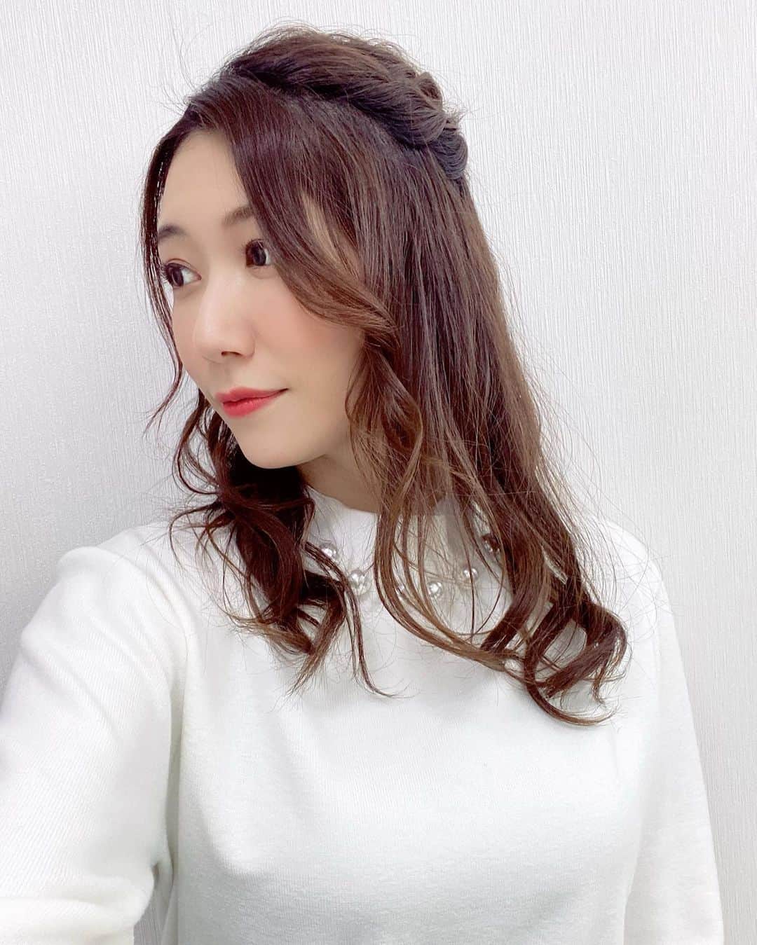 穂川果音さんのインスタグラム写真 - (穂川果音Instagram)「hairstyle  ハーフアップだよ！」2月10日 13時20分 - hokawakanonn