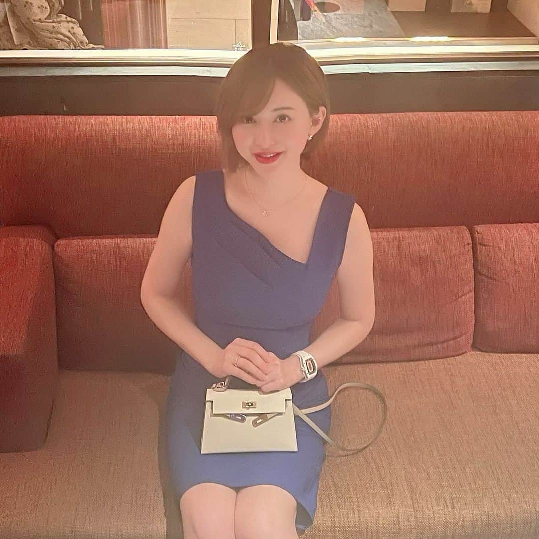 里美ゆりあのインスタグラム：「雪☃︎ 𓂃 𓈒𓏸足元には皆さんお気を付けて.☃︎.'.°☽  #雪 #snow  #里美ゆりあ」