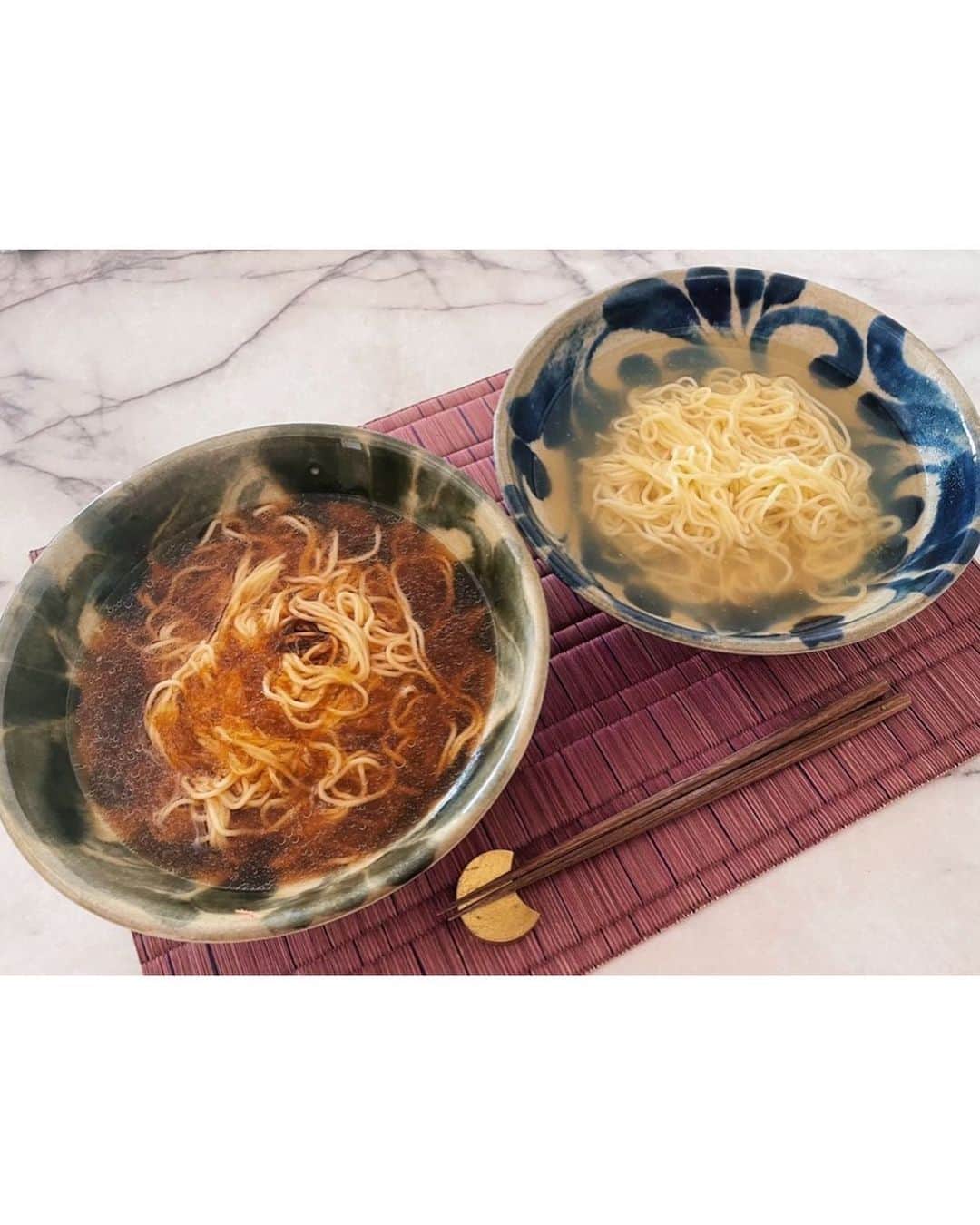 マギーさんのインスタグラム写真 - (マギーInstagram)「アメックスの おうち de KIWAMI がまた届きました！  今回は、にしぶち飯店の煮込みそばをオーダー🐓✨   白だし&黒だしの2種類のスープがあり、 さらにフカヒレも🤤♡  どちらも最高〜に美味しかったです！ 皆さんはどっちが食べたいですか〜?☺  #AMEX #Promotion #にしぶち飯店 @amexjp  https://ouchikiwami.com/」2月10日 17時59分 - maggymoon