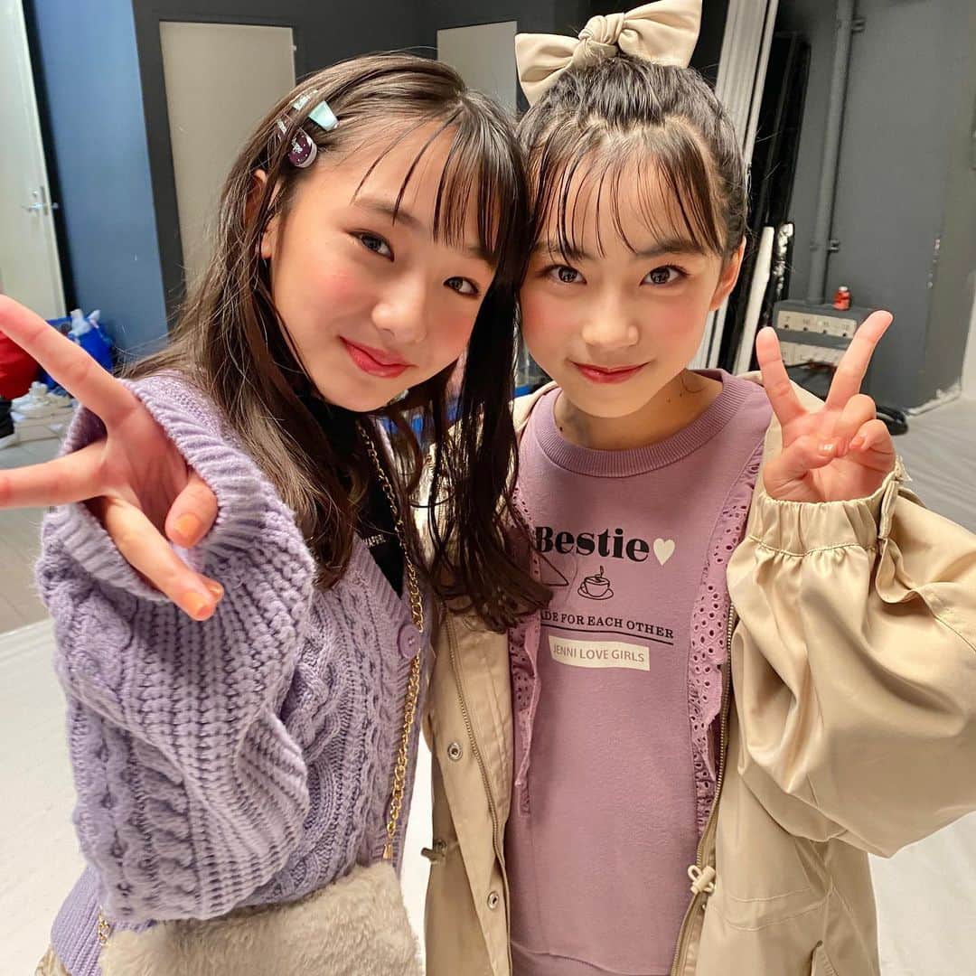 ニコ☆プチのインスタグラム：「🥚🐣🐥 . 新モのヒヨリとリコ💖 ふたりあわせて……ヒヨリコ🐣❔❔ . #崎浜梨瑚 #白水ひより #ニコプチ #プチモ」