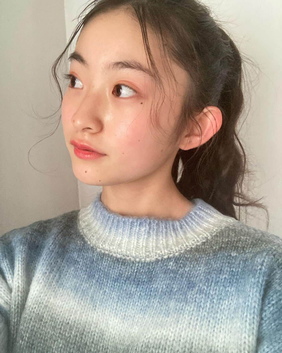 Ayamiさんのインスタグラム写真 - (AyamiInstagram)「今日の髪型すっごく可愛かった🥰  巻き巻きにしてもらった〜 ポニーテールはテンション上がりますねっ！ . #OFFICENOIR#中学生#jcモデル#jcガール#アヤミ#おしゃれ大好き#おしゃれ#コーデ#ファッション#モデル#ティーンモデル#かわいい#ロングヘア#福岡#福岡モデル事務所#モデル事務所 #Instafashion#Instagood#japanese#Japanesegirl#model#potd#tagsforlike#ootd#followme#MOLDIV」2月10日 21時32分 - ayami__0629