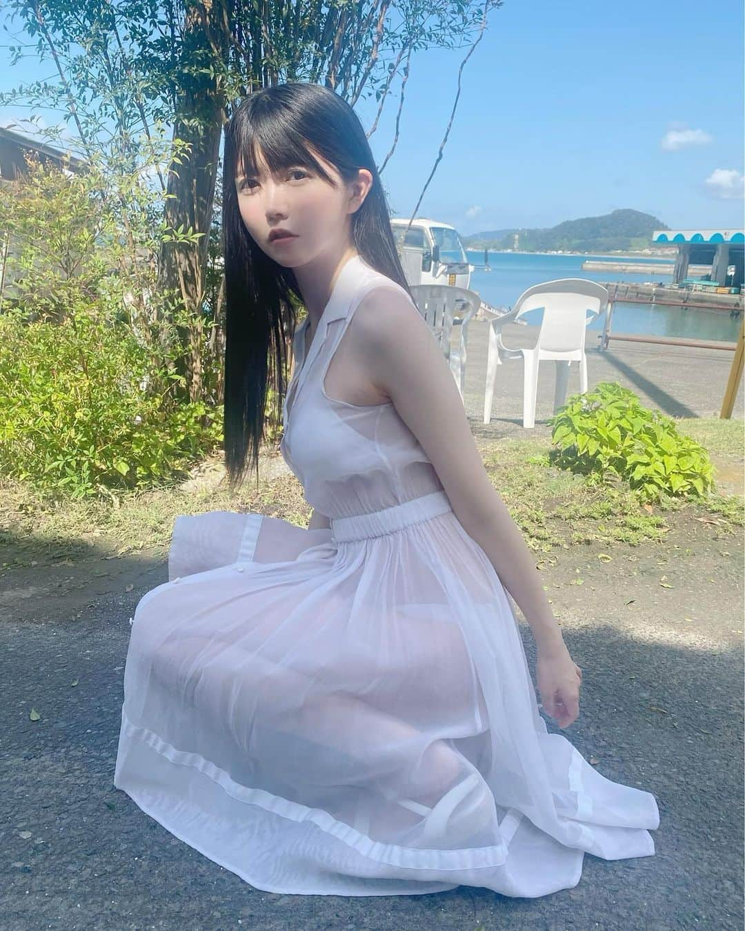 小野寺梓さんのインスタグラム写真 - (小野寺梓Instagram)「夏が恋しいね𓂃◌𓈒𓐍 ・  ・ ・ ヤンジャンオフショットです！ みんな暖かくして過ごしてね🍲  #あずちゃんヤンジャンweek ありがとうございました✨ ・ ・ ・  #ヤンジャン  #週刊ヤングジャンプ  #グラビア  #真っ白なキャンバス  #白キャン  #小野寺梓」2月10日 23時02分 - onoderaco