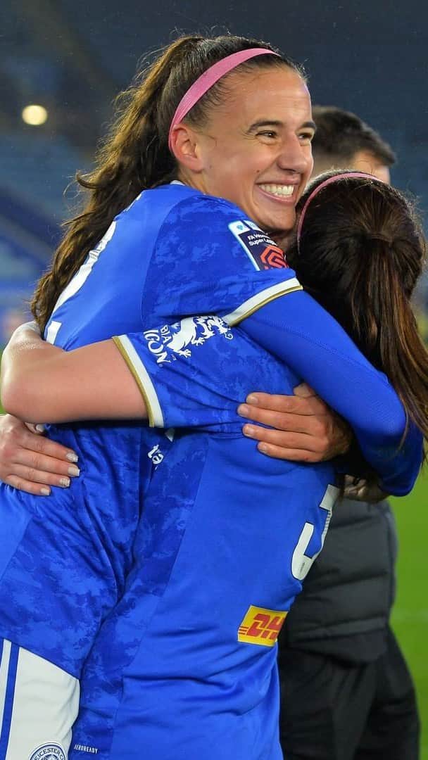 フレンチコネクションのインスタグラム：「This week we've been championing rising female talent and celebrating inspirational women from our French Connection community🙌  Today, we're putting the spotlight on women’s professional footballer, @ashleighhplumptre. We delve into what International Women's Day means to her, her advice on getting started in the sport and more...  Watch the full video on our YouTube now.」