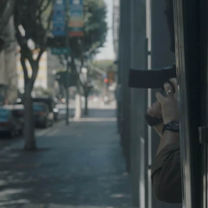 ジェイ・コートニーのインスタグラム：「First peep @TerminalListPV - Psyched to be part of this conspiracy thriller. Catch it only on @PrimeVideo July 1!!」