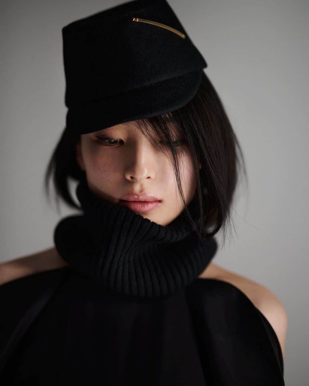 のインスタグラム：「Kaori Millinery 22AW 🤍」