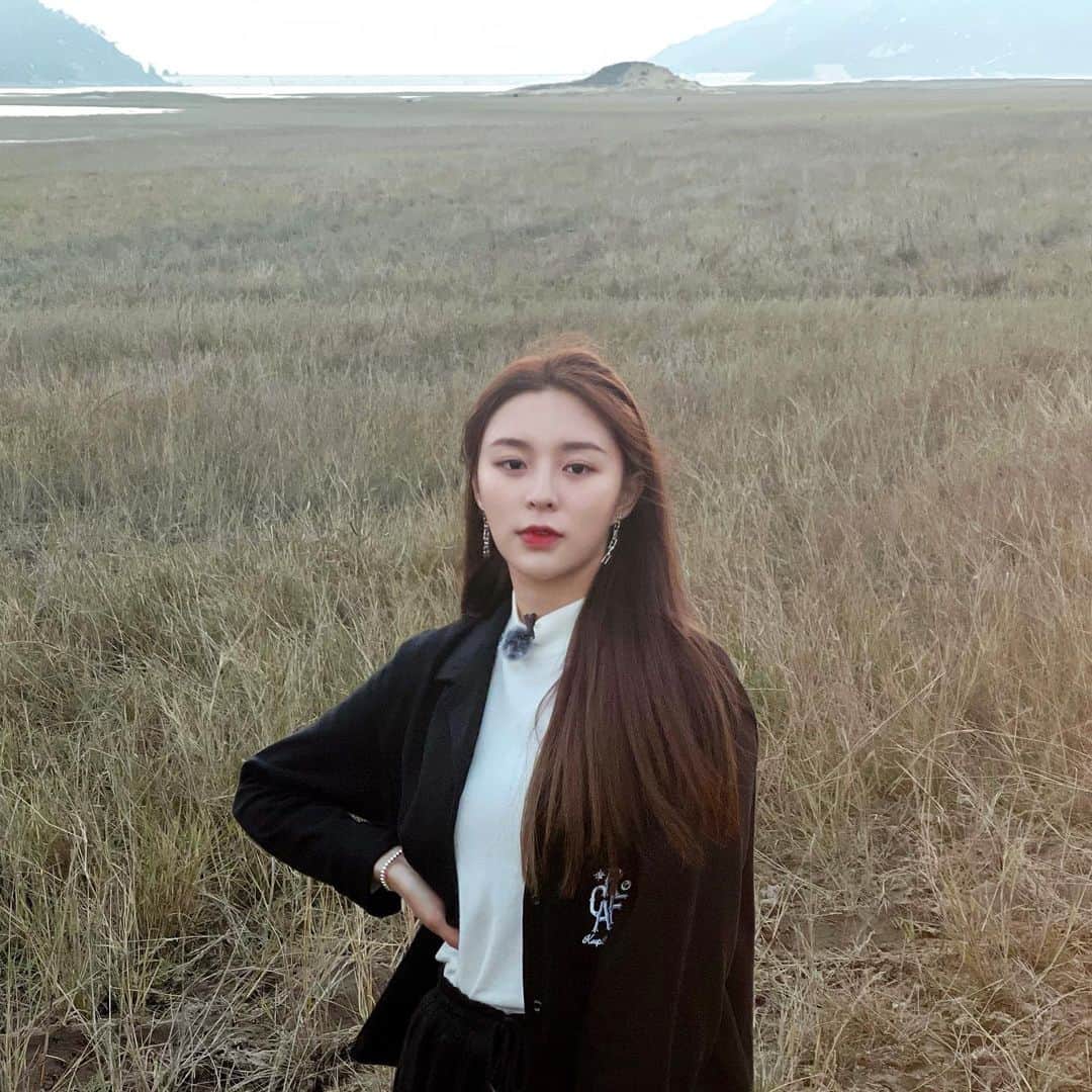 エルキーのインスタグラム：「✨✨」