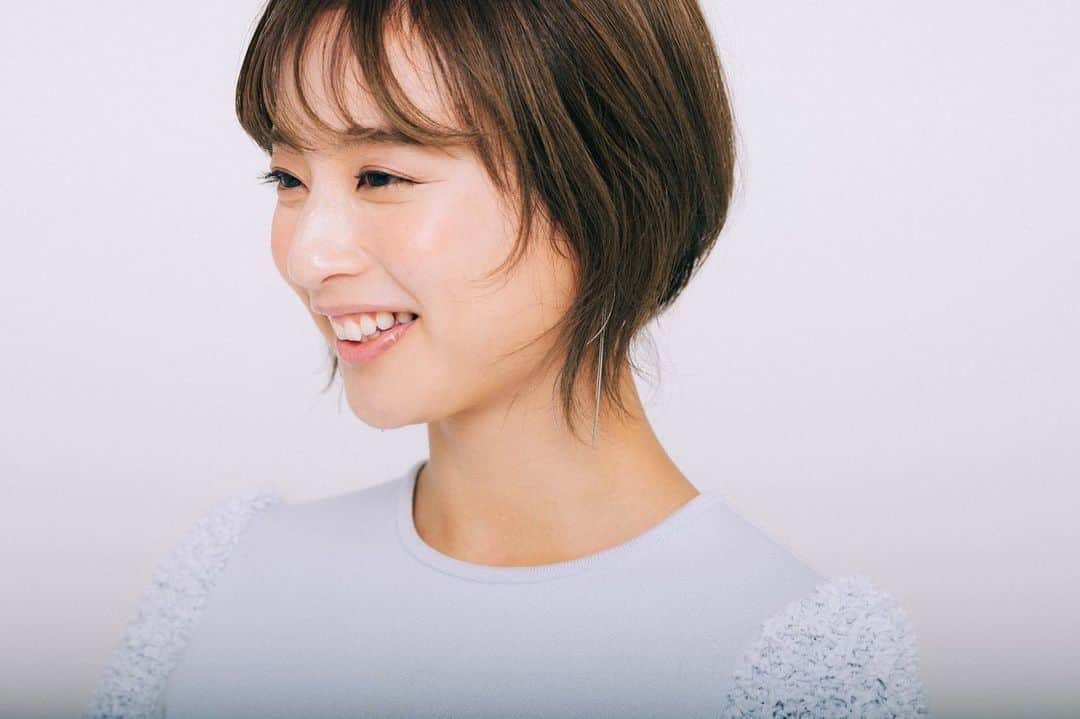 遥羽ららのインスタグラム：「こんばんは☺️  web CLASSYさん第二段公開されました📷✨ メイクについてお話しさせて頂いてます💄 宜しければみてください♡  #classy  @classy_mag_insta @hanamura.kさん」