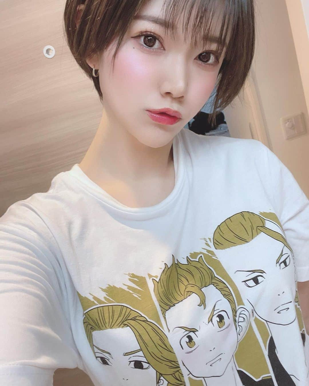 相良ましろさんのインスタグラム写真 相良ましろinstagram ゲーセンでとった東リべtを何となくパジャマで着た日 生活感すごいのごめんね 3月27日の撮影イベント お気軽に参加してね 3月日までに予約した方限定でブロマイド 相良ましろ推しで複数部