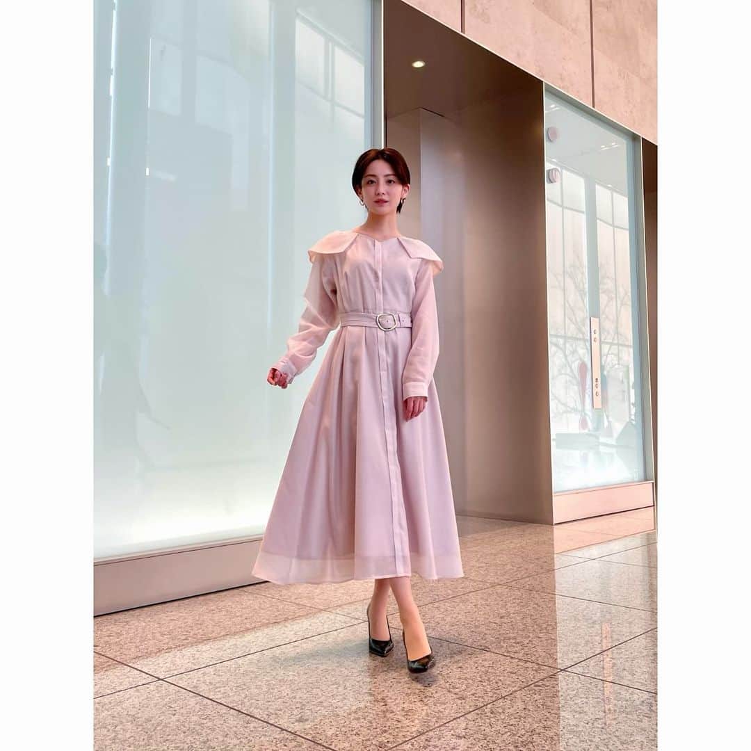 宮司愛海さんのインスタグラム写真 - (宮司愛海Instagram)「#衣装 #潜在能力テスト 今回はお休みの若林さんに代わり佐野アナがMCでした。  #たまにはピンクも着てみる #相変わらずワンピース多め #ところで #今日は寒かったですね」3月8日 22時35分 - manami_miyaji