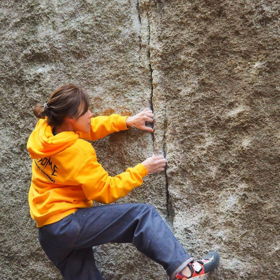 白數里子のインスタグラム：「@awesome_climbing_equipment  @4c_climbing  @eyecandyworks  📸 @hase_ntm」