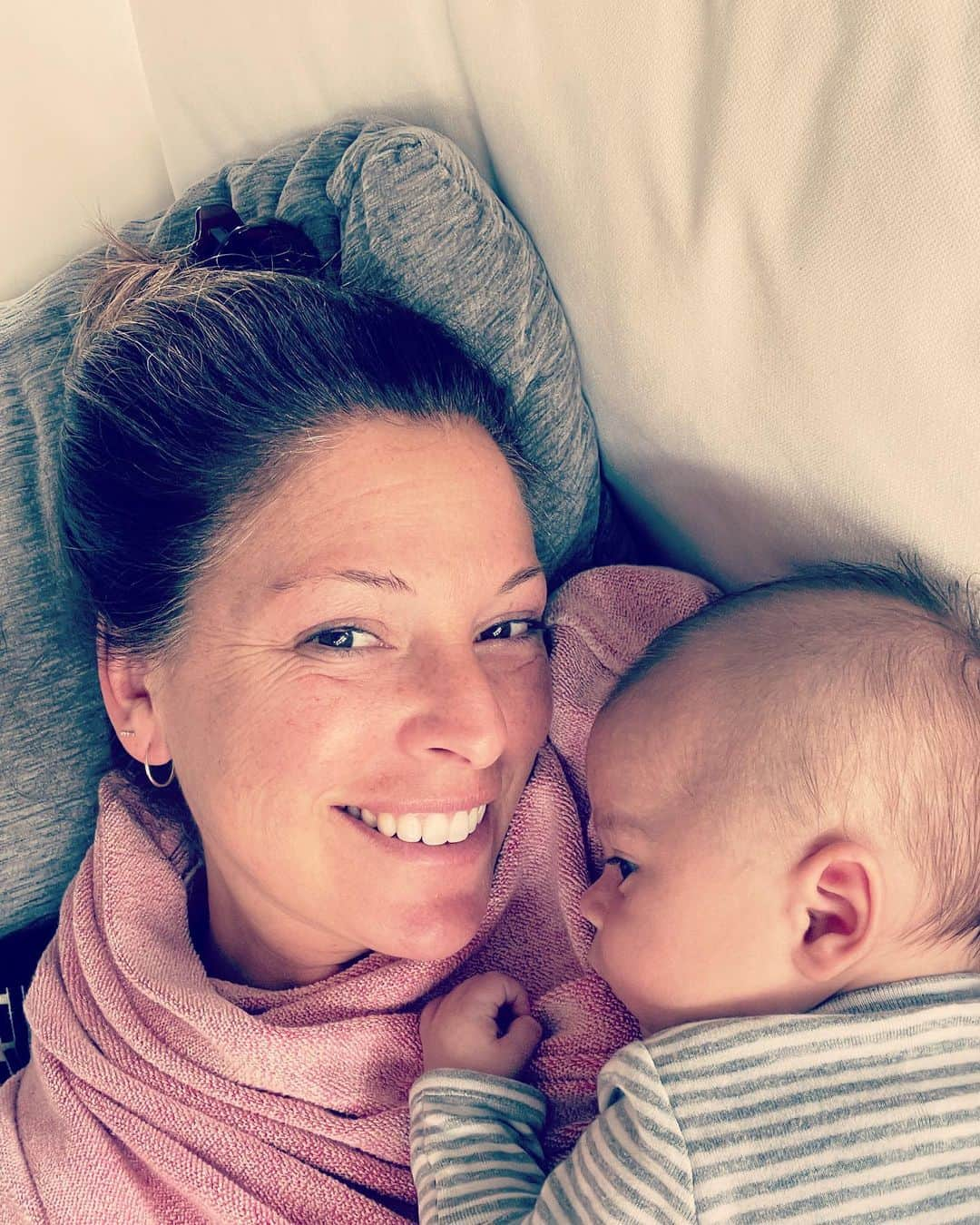 Marie Purvisさんのインスタグラム写真 - (Marie PurvisInstagram)「7months in…9 months out. Motherhood is SO incredible!  . . From learning what our bodies can do, bringing life into the world, to never understanding how we do so much in a given day to watching my beautiful boy Lennox grow & so much more. Women are truly amazing!! To all the women out there, I’m grateful to share this sisterhood with you & to all the mama’s out there, this is the BEST club I’m proud to be a part of☺️🙏🏼 #internationalwomensday」3月9日 4時24分 - mariepurvis