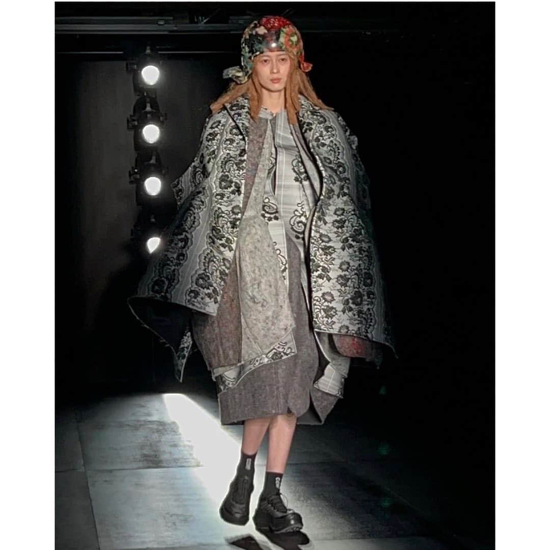 橋爪愛のインスタグラム：「COMME des GARÇONS FW22」