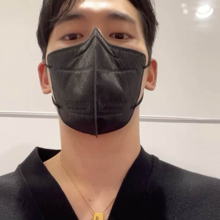 チェジン のインスタグラム：「오늘 하루도 화이팅 🤩」
