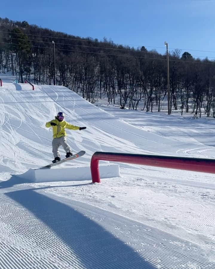 マルクス・クリーブランドのインスタグラム：「Some course testing and some goof around from today!🙏🏽 gonna be a sick week!💯 vid: @alex_klerud | #home」
