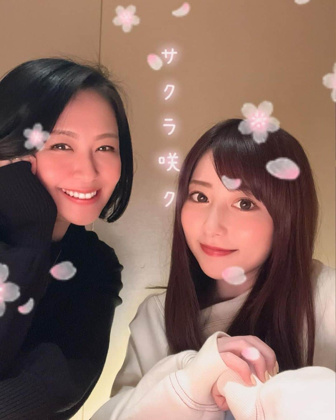 成瀬心美さんのインスタグラム写真 - (成瀬心美Instagram)「🌸 . . この間は まりちゃんと 春の味覚デートした❣️ . . 春の食べ物も 大好きだなぁなんて改めて。 . 見るもの全て美しくて . 思えば私達は 春の思い出も多いなぁなんて。 . . 桜を見ると思い出します。 . 今年も一緒に見ようね！ って約束したけど 綺麗な桜見られるといいな☺️ . . #spring #春の味覚 #和食 #すだちソーダ」3月9日 18時45分 - coco3ndazo