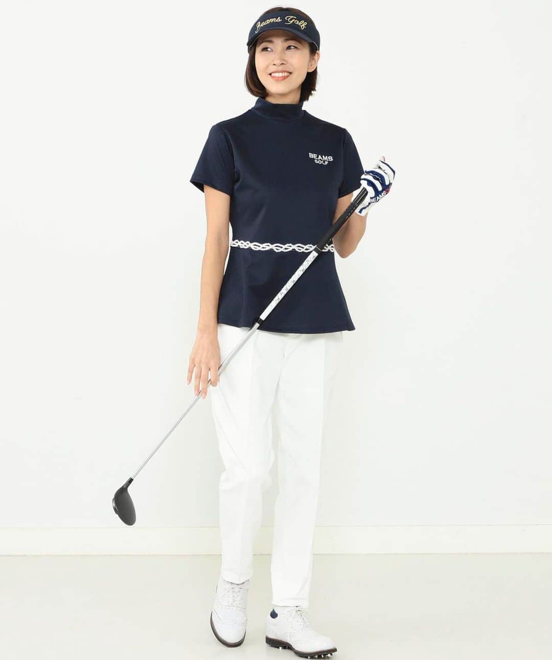 坂元美香さんのインスタグラム写真 - (坂元美香Instagram)「自分記録用postです  @beamsgolf  #BeamsGolf 2022ss  BEAMS GOLF PURPLE LABELの モデルをさせていただきました。  一番好きなゴルフウェアブランドなので すごく嬉しいです。 数年前のラウンドデビューのときも BeamsGolfでした⛳️🏌🏻‍♀️  #ビームスゴルフ #ゴルフウェア #ゴルフ女子 #大人ゴルフ女子  #golf #golfwear #beams #坂元シゴト」3月9日 19時53分 - mika_saka