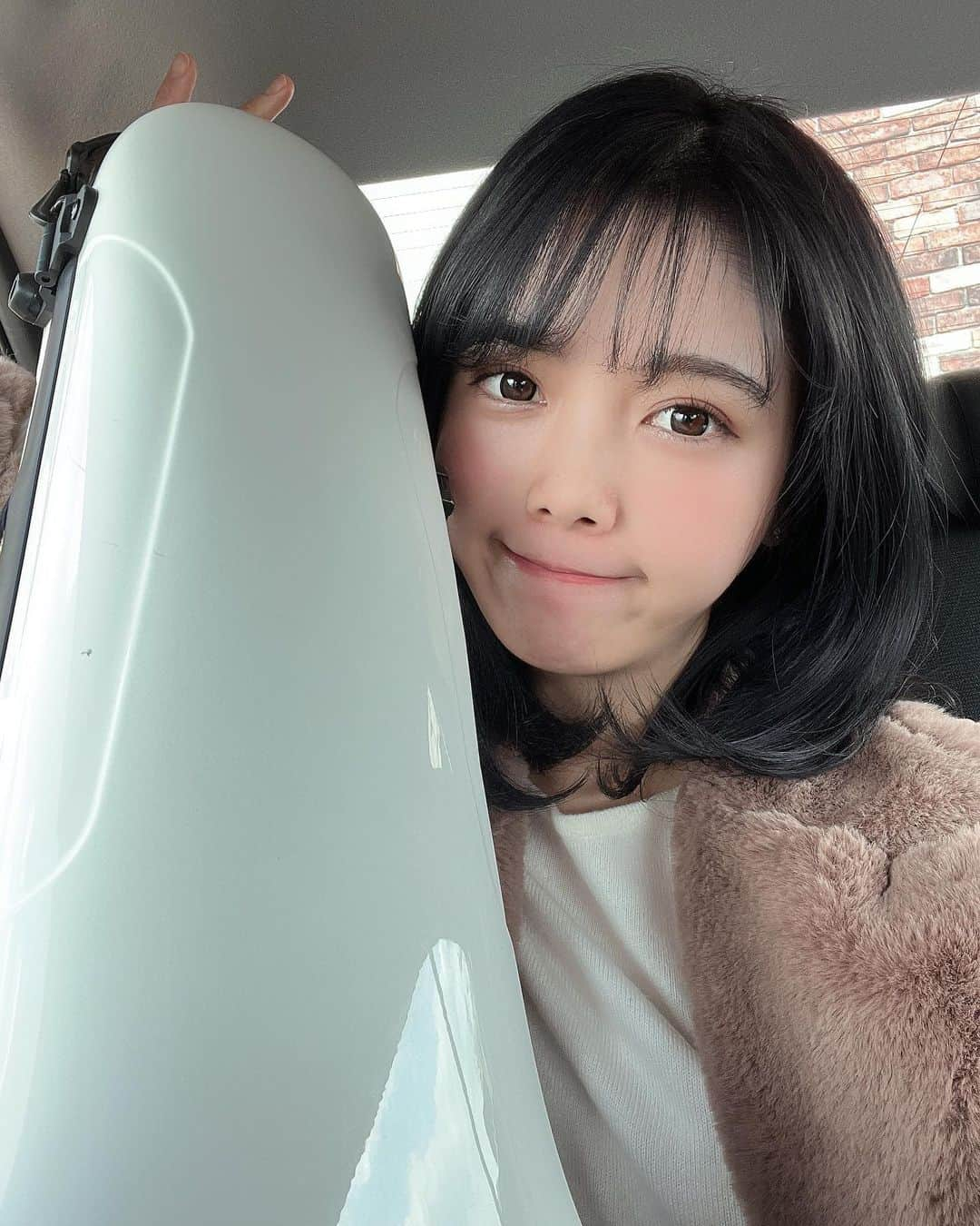 高木凜々子のインスタグラム：「移動中もバイオリンと一緒🥰🎻」