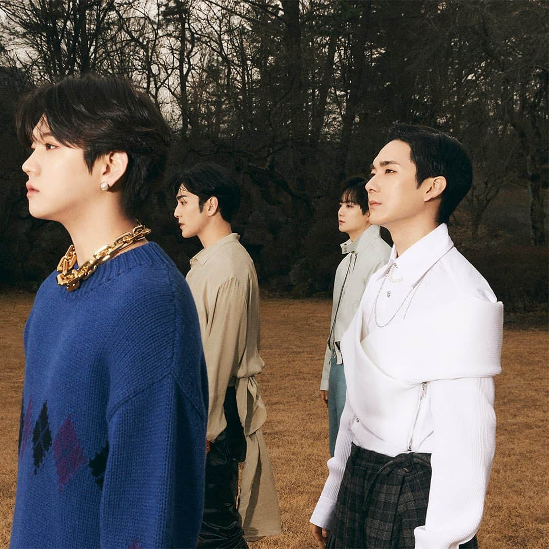 NU'ESTさんのインスタグラム写真 - (NU'ESTInstagram)「NU'EST The Best Album 'Needle & Bubble' Official Photo 🪄🔮 NU’EST  #NUEST_JR_아론_백호_민현_렌 #뉴이스트 #NUEST #Needle_n_Bubble #20220315_6PM_KST」3月10日 0時00分 - nuest_official