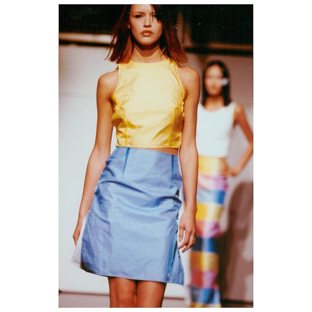 ジョン リベのインスタグラム：「We stand with you  #johnribbe#fashion#pastel#blueandyellow#skirt#france#paris#fashionshow#spring#createur#design#designer」