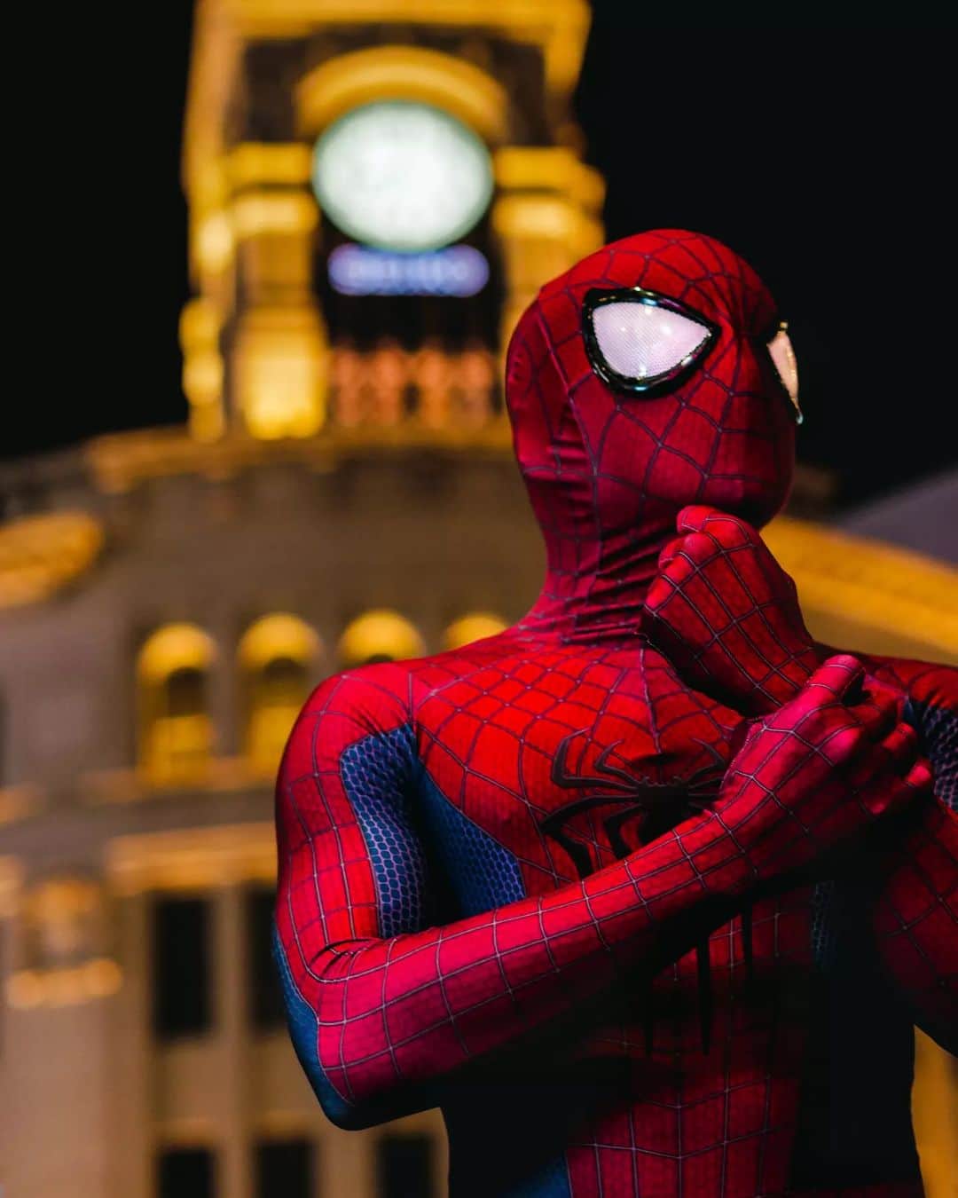 Japanese Spidermanのインスタグラム：「・⁡ ”今日は糸の調子が悪い…”⁡ ・⁡ いつかは和光の時計台に登ってみたい⁡ ・⁡ #週末ヒーロー#スパイダーマン #マーベル#マーベルコミック#マーベルスタジオ #マーベルグッズ#マーベル好き#アメコミ#アメコミグッズ#マーベル好きな人と繋がりたい#キャプテンアメリカ#アベンジャーズ#アイアンマン#マイティーソー#コスプレ#cosplay#ヴェノム #トニースターク#マーベル展#銀座#ginza#夜景#marvel#marveljp#spiderman#usj⁡」