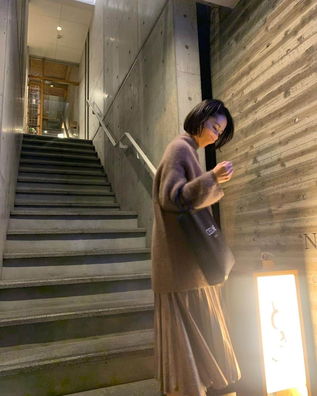 のインスタグラム：「. まん防明けに、 家族で久しぶりに外食してきました。  緊張しちゃうから カジュアルなお店がいいという 母の希望で私が大好きなお店 @tsubogawa_  さんに🕊  高校の時から好きだから だいぶ思い出ある。笑  あーーー岡山だのじぃーーー✨✨  そろそろお別れだけど 楽しい岡山滞在だったな♡  遊んでくれた友達や お仕事をさせてくれた方々。 そして何より長期滞在させてくれた 旦那さんに！ありがと×100！  #地元愛#岡山」
