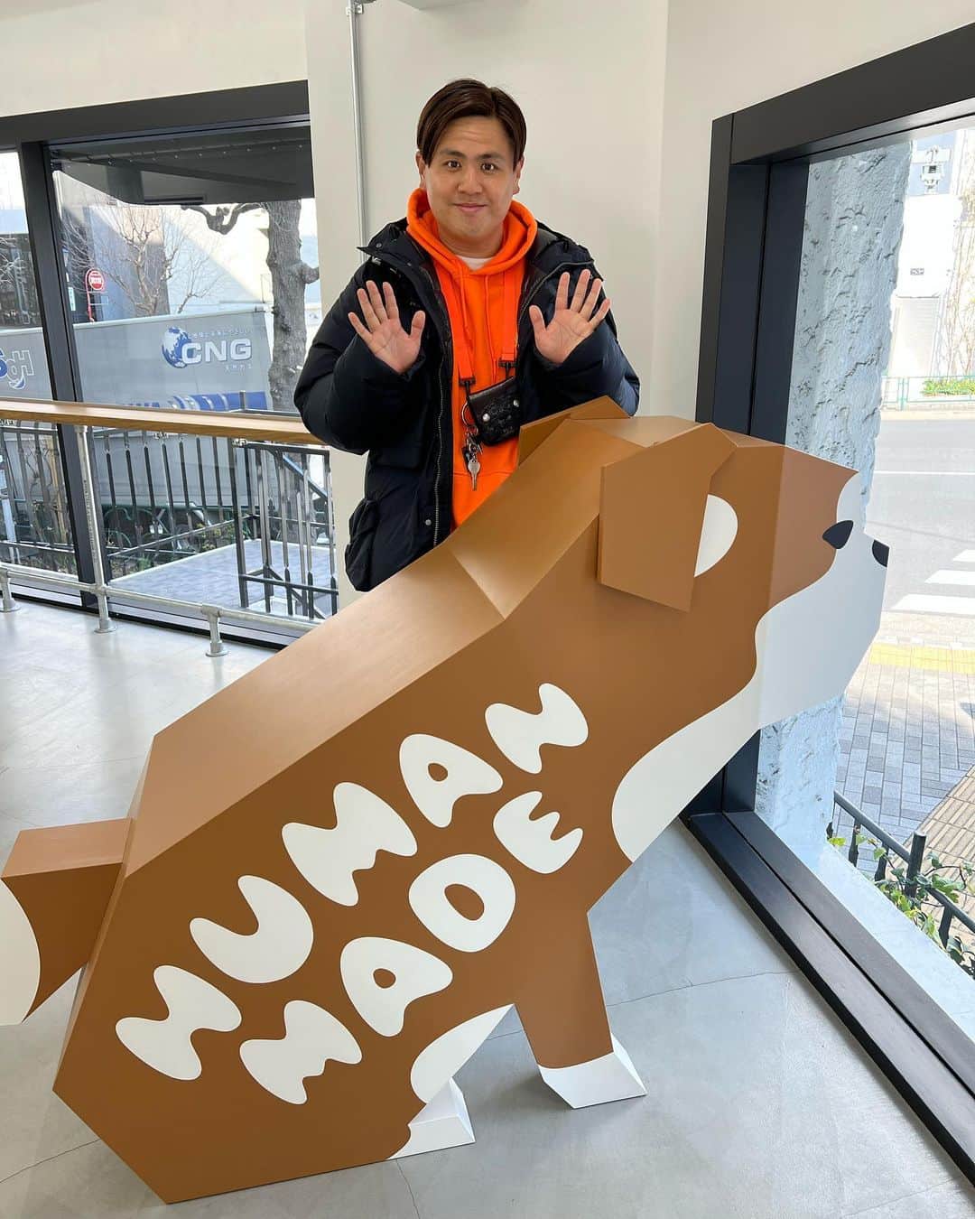 池田真一のインスタグラム：「HUMAN MADE行ってきた✌️ 女房にお土産！お揃い！」