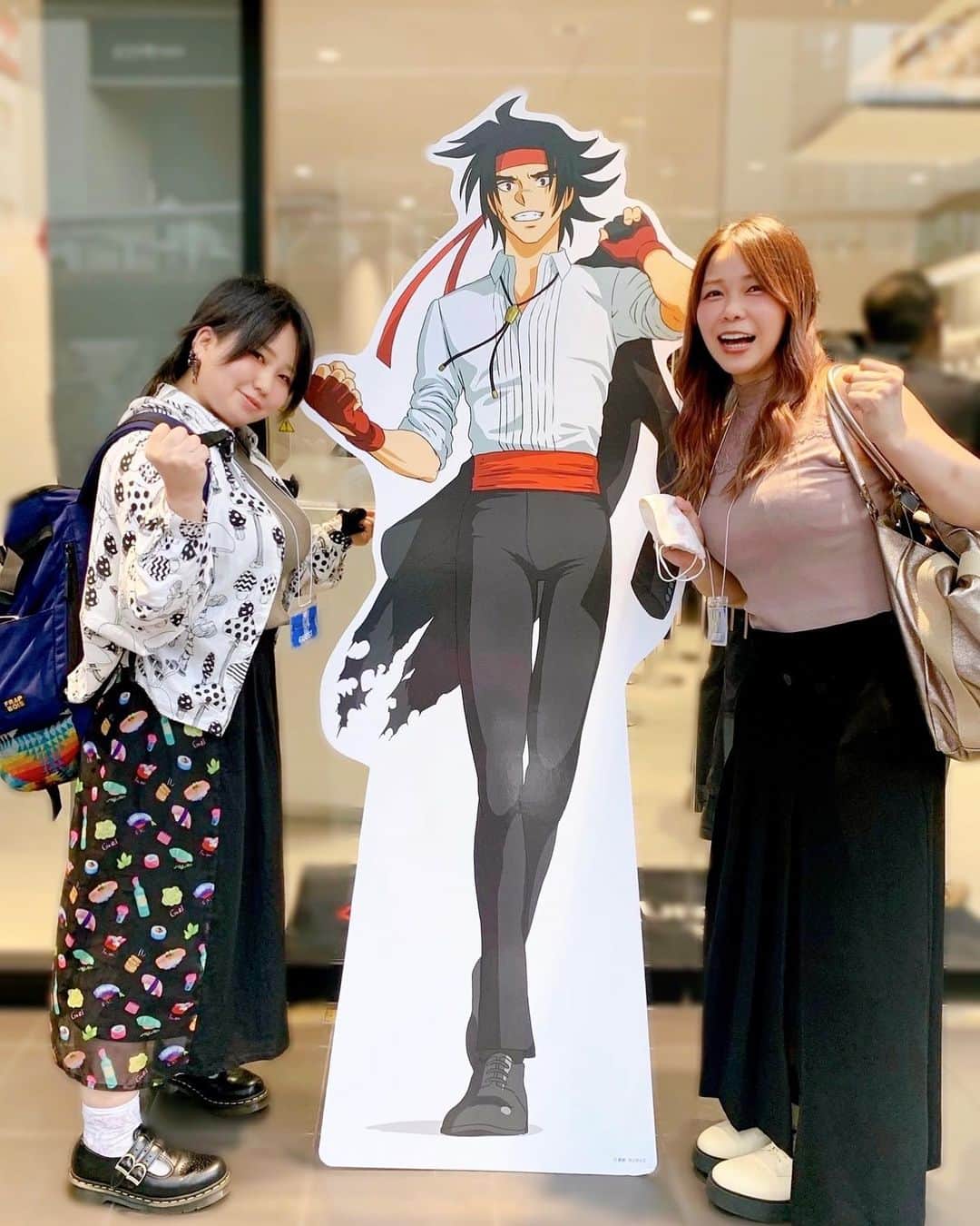 天満のどか & 愛野ユキのインスタグラム：「ドモンと姉妹🔥 秋葉原のガンダムカフェ閉まっちゃったけど、わくわくが詰まってたな〜✨  #gundam #gundamcafe  #prowrestler #prowrestling #tjpw」