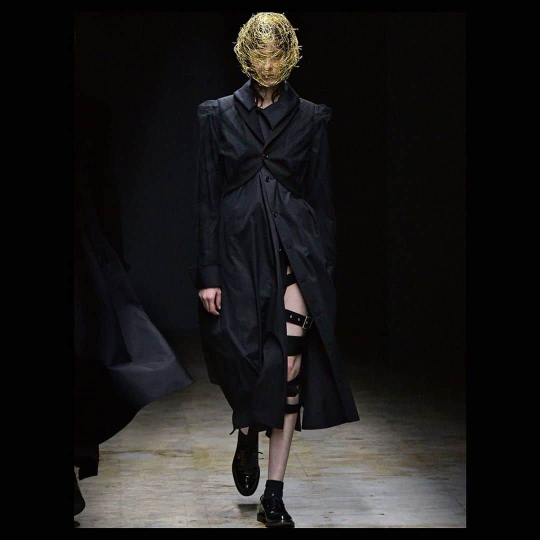 橋爪愛のインスタグラム：「Noir kei ninomiya FW22」