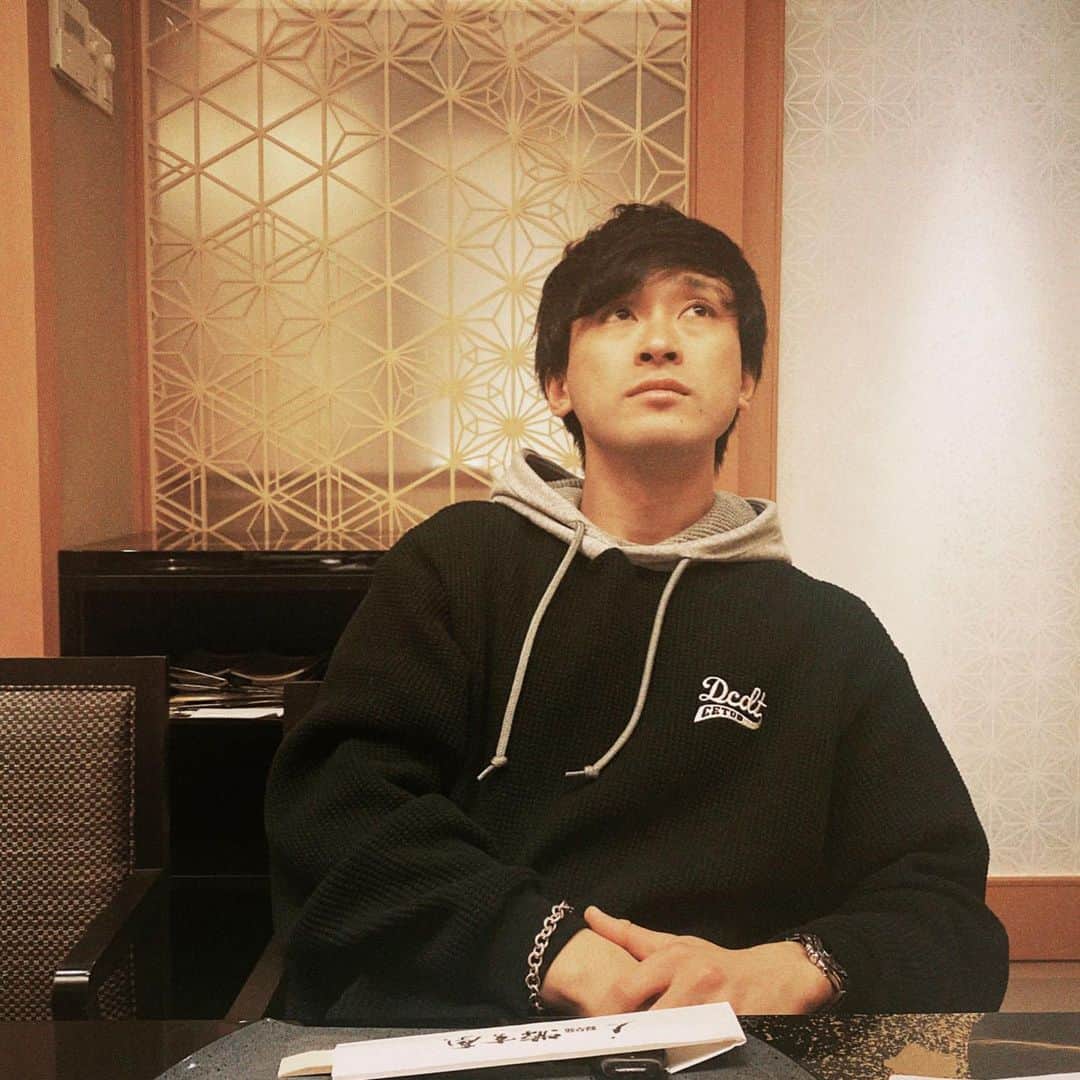 としみつのインスタグラム：「久しぶりのJOJOでした🥩 やっぱりめちゃくちゃ美味いなぁ。  #焼肉」