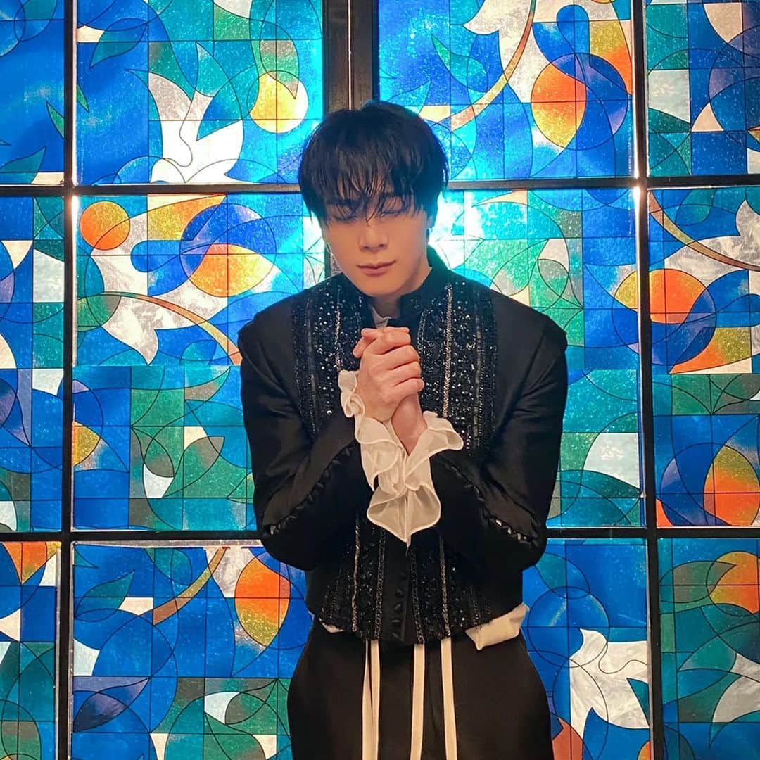 のインスタグラム：「WEST」