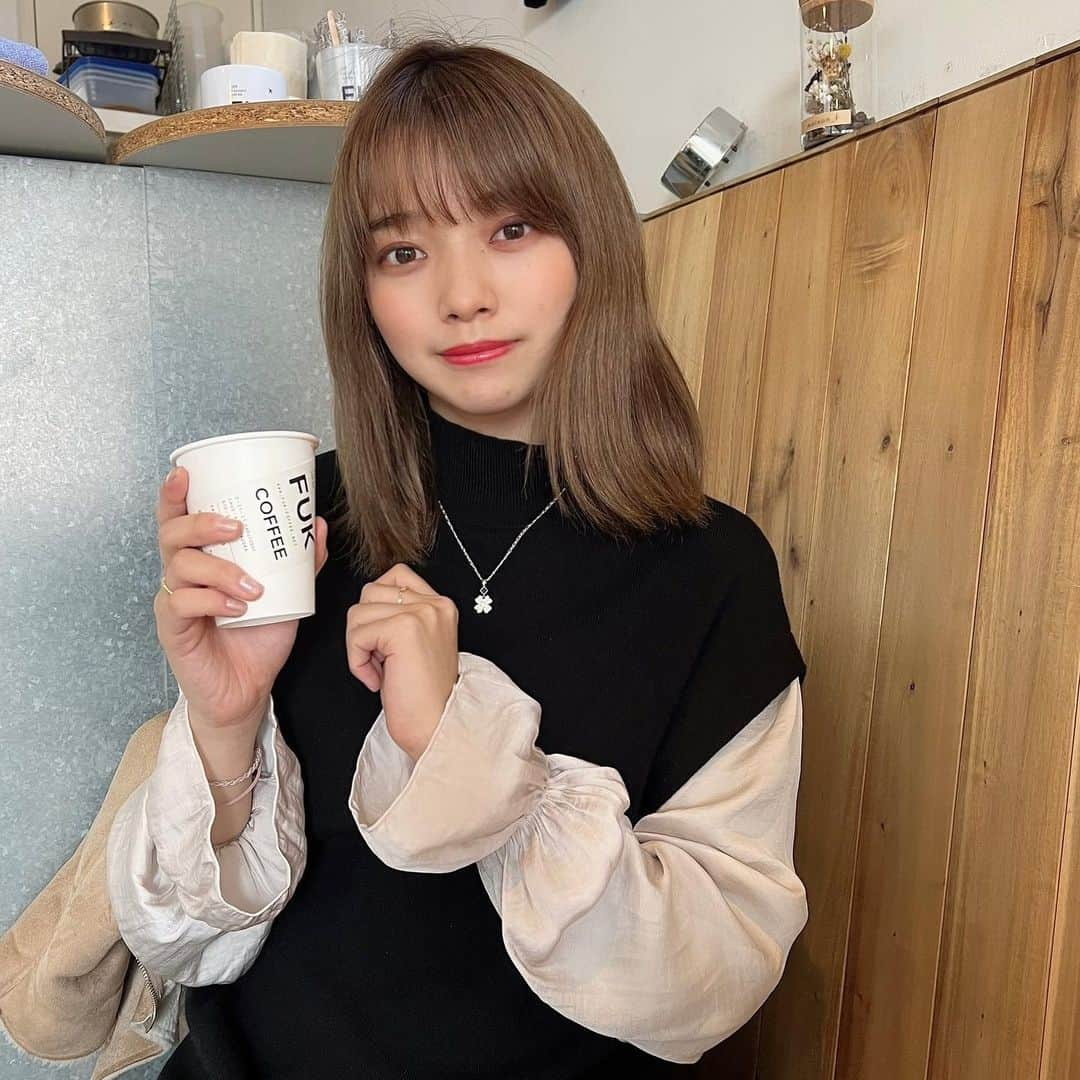 横山キラさんのインスタグラム写真 - (横山キラInstagram)「石川真衣ちゃんとお出かけした時の！☕️  最近暖かくて、大好きな夏が近づいている感じがして毎日幸せです🥰  #コーヒー #カフェ #カフェラテ #ラテ  #ミスコン」3月11日 21時40分 - kira_yokoyama_