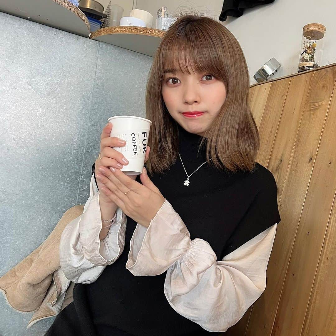 横山キラさんのインスタグラム写真 - (横山キラInstagram)「石川真衣ちゃんとお出かけした時の！☕️  最近暖かくて、大好きな夏が近づいている感じがして毎日幸せです🥰  #コーヒー #カフェ #カフェラテ #ラテ  #ミスコン」3月11日 21時40分 - kira_yokoyama_