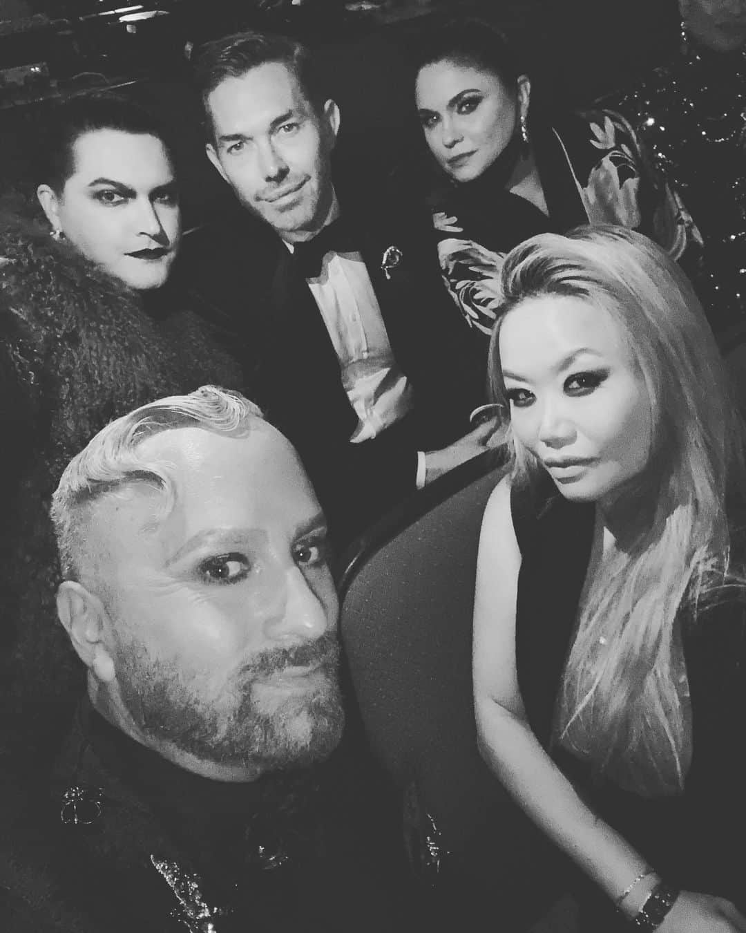 ジョディ・リン・オキーフのインスタグラム：「Yesterday was a Valentine’s Day to remember. At the Orpheum Theater to see @ditavonteese and her amazing show. As seen with a small portion of our chosen family.」