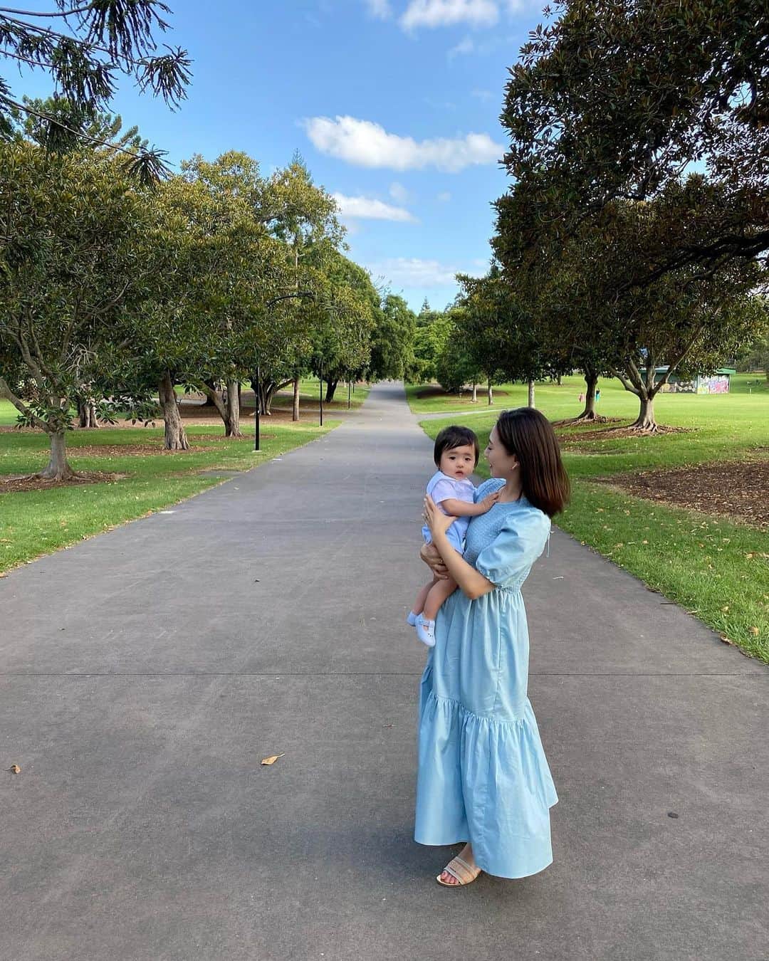 のインスタグラム：「もうすぐ1歳…🥺」