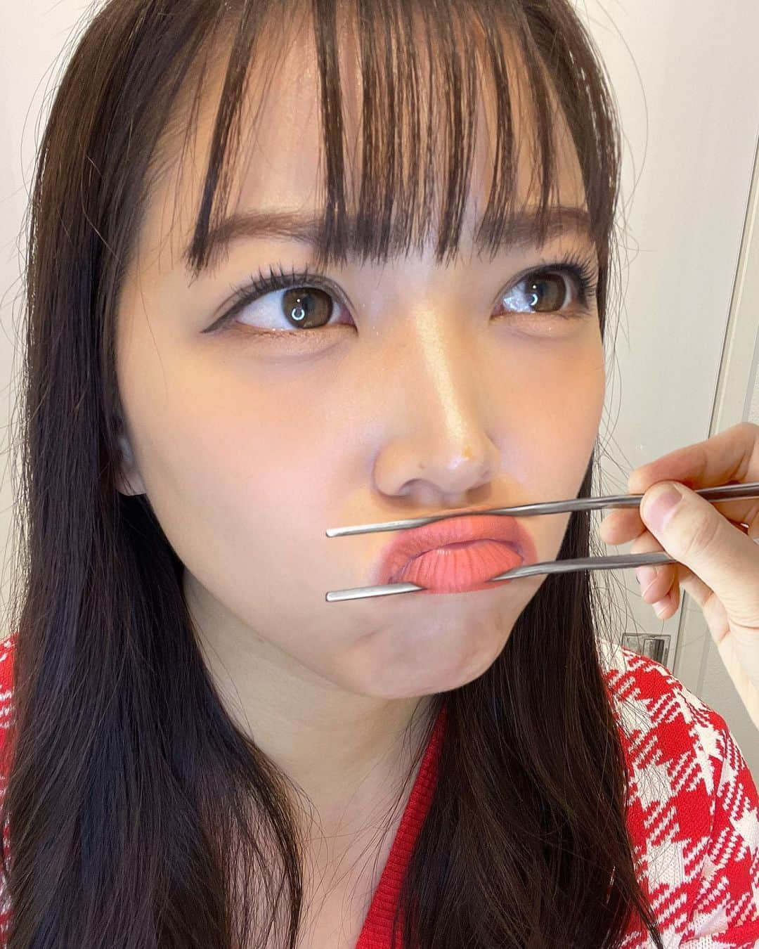 白間美瑠さんのインスタグラム写真 - (白間美瑠Instagram)「つままれた😂 ・ 今日は、汗活💦してきたよ スッキリです！ #毎日投稿　#これ　#アプリの加工　本当にされてるみたい」2月15日 23時07分 - shiro36run