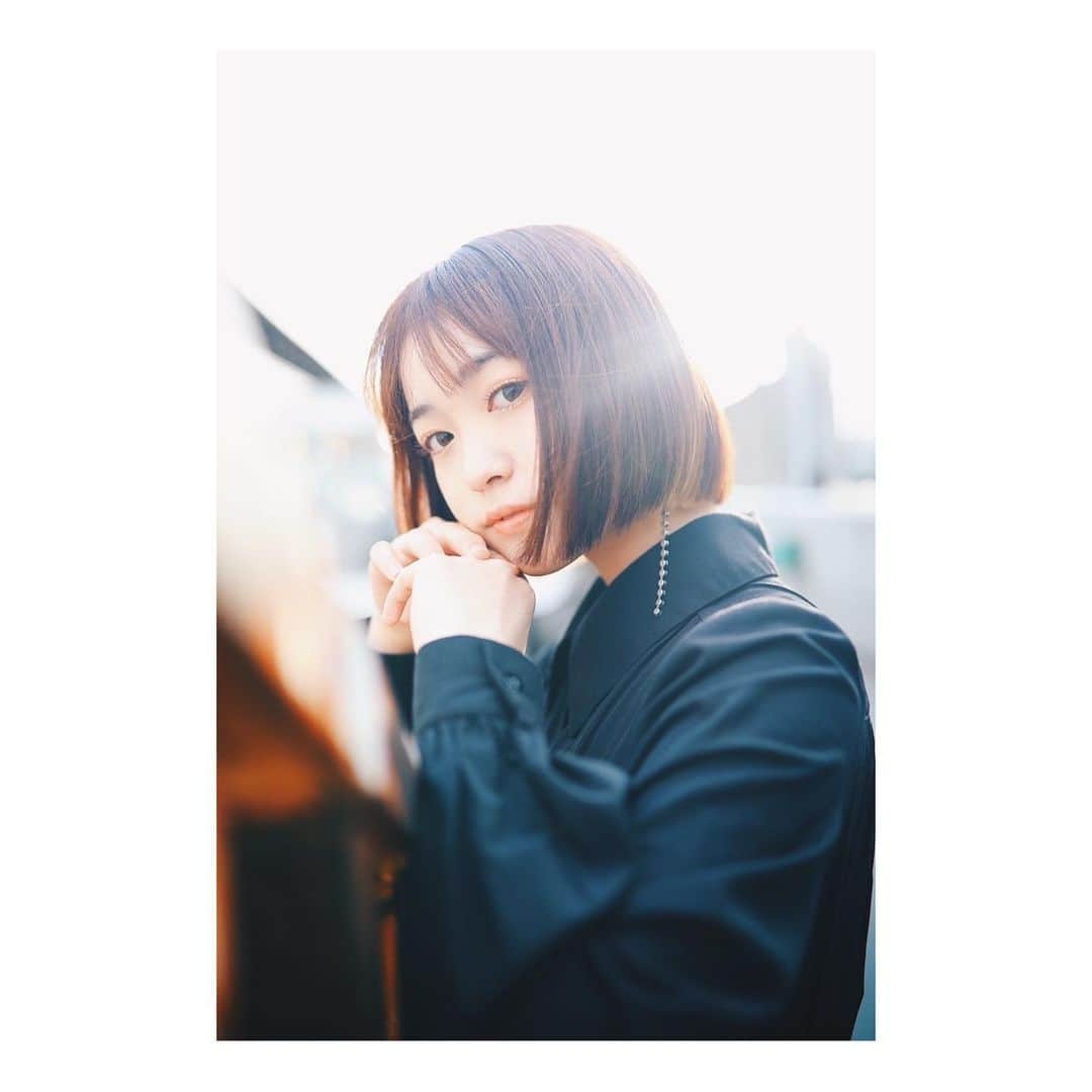 一ノ瀬陽鞠（ひまりん）さんのインスタグラム写真 - (一ノ瀬陽鞠（ひまりん）Instagram)「🐈‍⬛🖤  camera: @sho__hayakawa onepiece: @oneway_press」2月16日 19時44分 - lespros_himari