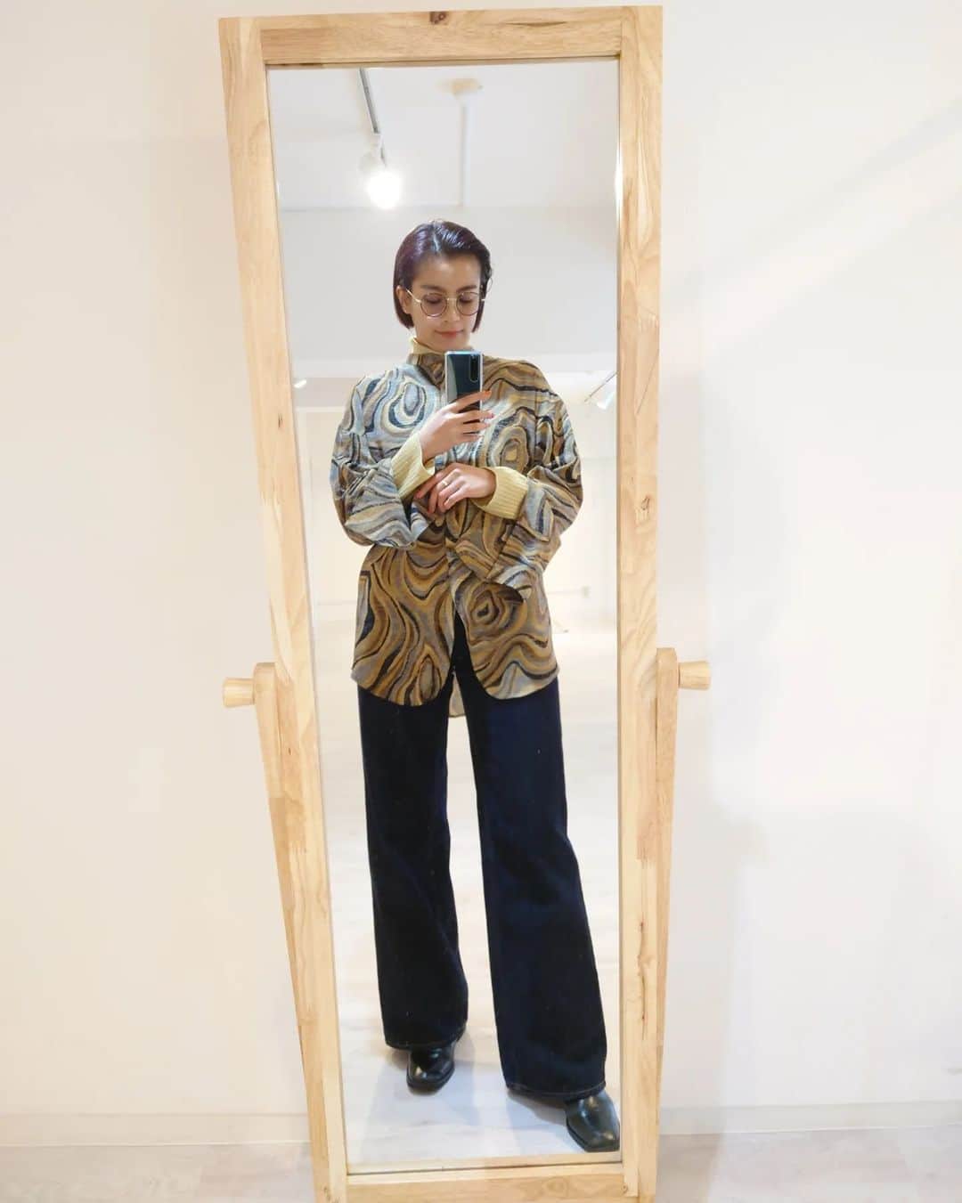 平アスカさんのインスタグラム写真 - (平アスカInstagram)「code. 前髪伸ばそうかな。。 どうしよっかなっ #code #fashion #credna #クレドナ #マニッシュ #マニッシュコーデ」2月16日 23時26分 - asucataira