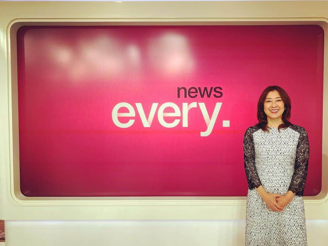 小西美穂のインスタグラム：「最終出演が無事に終わりました。 6年半、みなさんのおかげで やり切ることができました。 本当に感謝しています。 ありがとうございました。 ⁡ 春からまた新たなチャレンジに向かいます。 またお目にかかることもあると思います。 このインスタでもご報告していきます。 ⁡ #感謝 #newsevery #木原さんそらジローでちょっと泣きました」