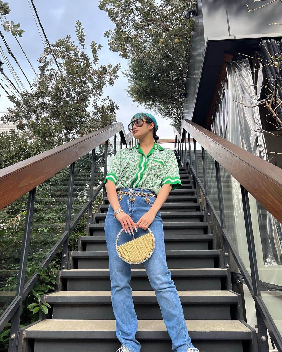 moanaさんのインスタグラム写真 - (moanaInstagram)「Bonjour🍊simple casual outfit at @casablancabrand exhibition 🇫🇷  Thank you always @dunhillmasao」2月16日 23時55分 - moannu