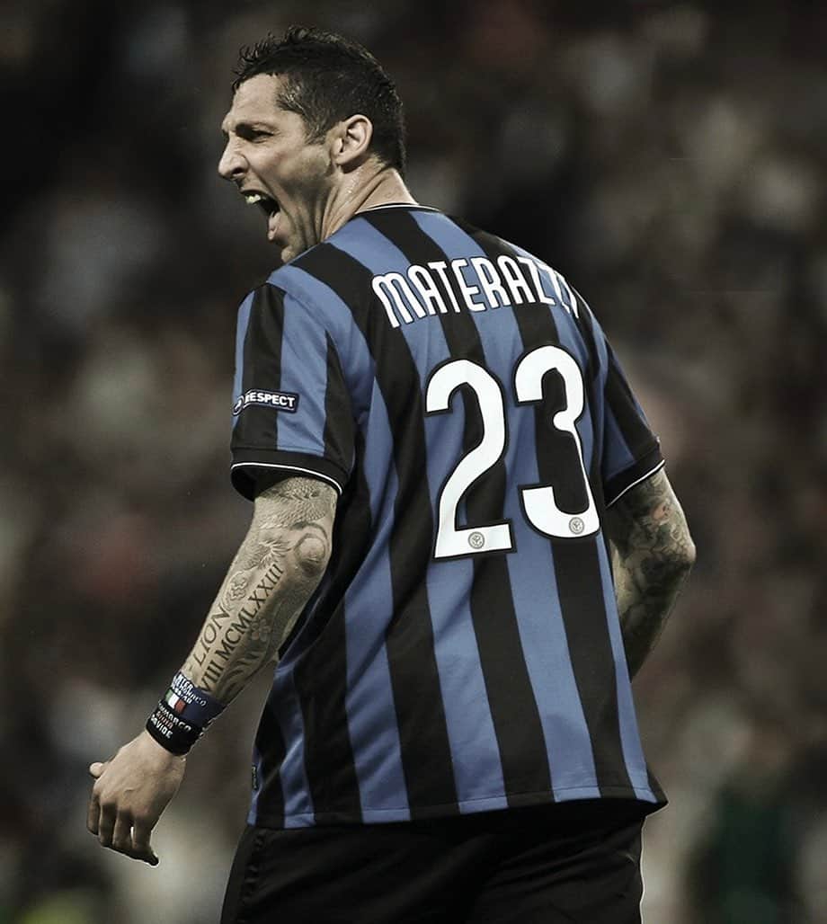 マルコ・マテラッツィのインスタグラム：「Giocare la #Champions con la maglia dell’Inter è la cosa più bella che possa capitare !! 🖤💙  #materazzi #inter #interliverpool @championsleague @inter」