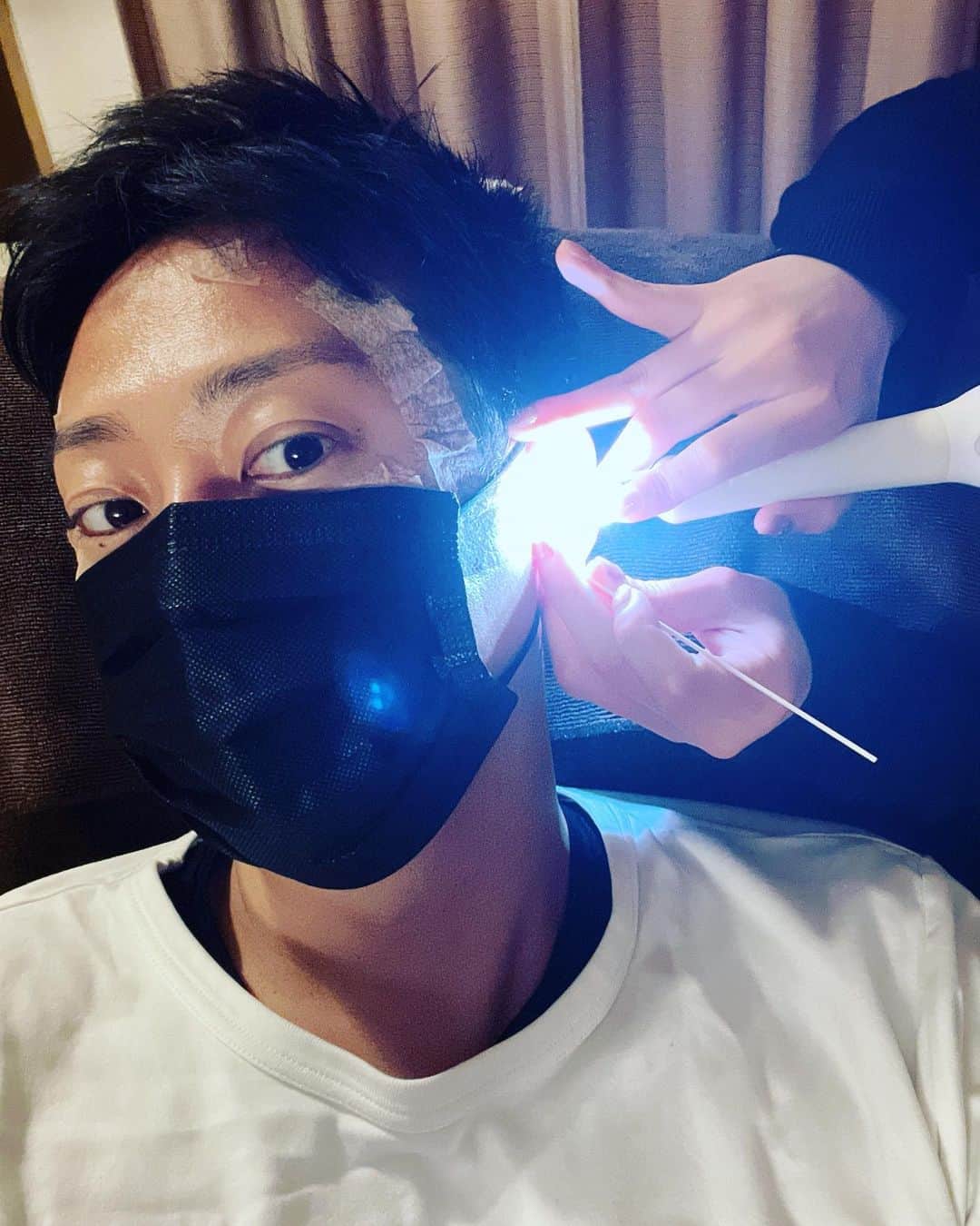のインスタグラム：「. Let's clean the inside of the ear🤗👂✨ #KADOMORI#メンズ美容」