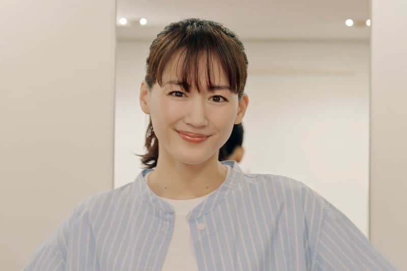のインスタグラム：「. #ユニクロ #UNIQLO #CM  . #綾瀬はるか #ayaseharuka #harukaayase」
