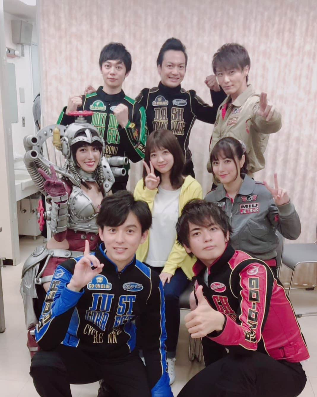 杉本有美さんのインスタグラム写真 - (杉本有美Instagram)「#炎神戦隊ゴーオンジャー 本日、放送開始されて14周年だそうで。  大切な仲間と出会えて幸せです。  ここ数年はなかなか会えてませんが、早くまたみんなに会いたいです😍  #ゴーオンシルバー　 #goonsilver  #ゴーオンジャー」2月17日 17時18分 - sugimotoyumi_official