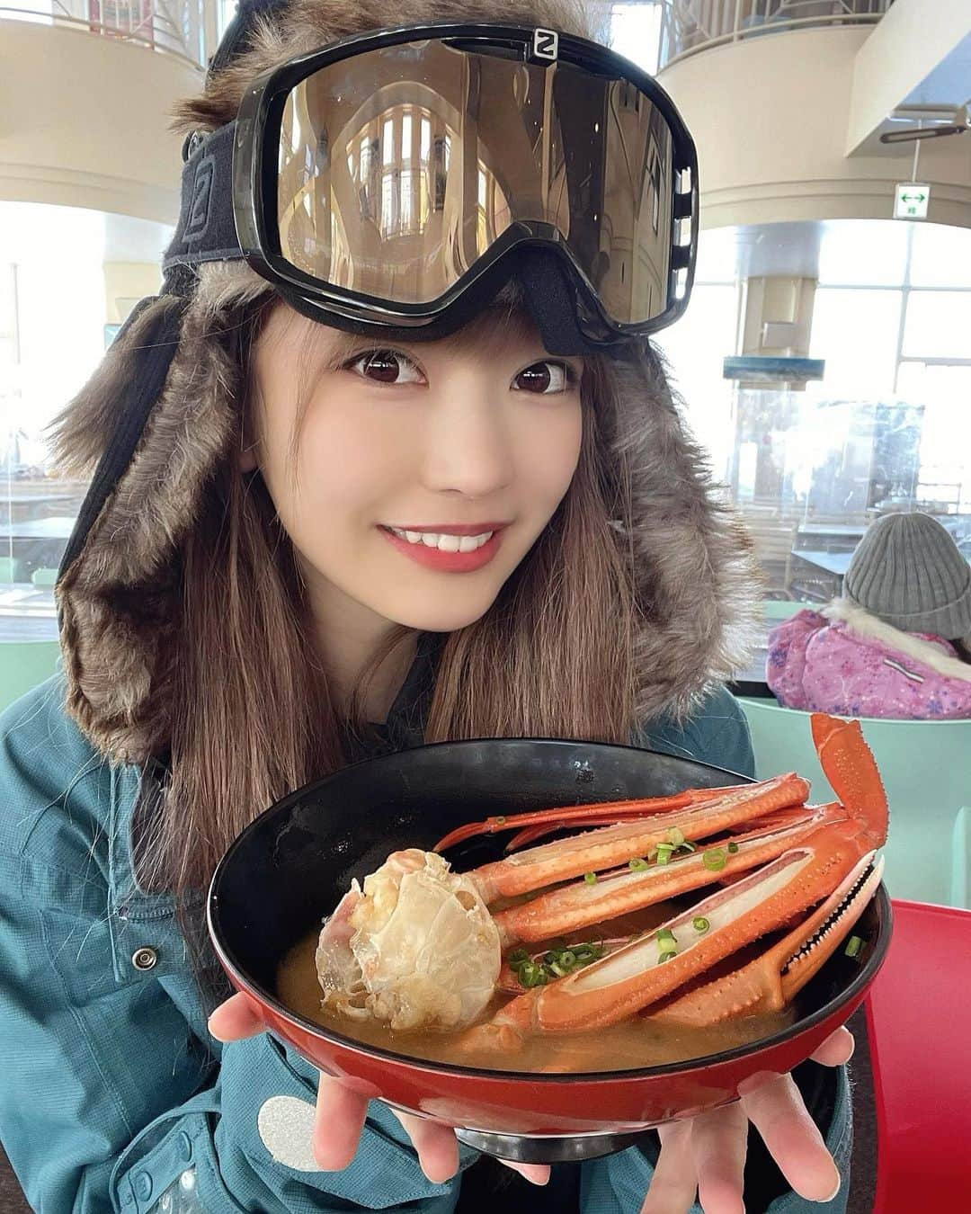 吉沢朱音さんのインスタグラム写真 - (吉沢朱音Instagram)「かにかに〜🦀( '-' 🦀 ) カニ汁美味しくて温かいけん好き 今日もお疲れ様〜〜 . . . #カニ汁 #スノボ女子 #🏂  #ガーラ湯沢 #新潟 #jpn_photo」2月17日 23時55分 - nesomagic72